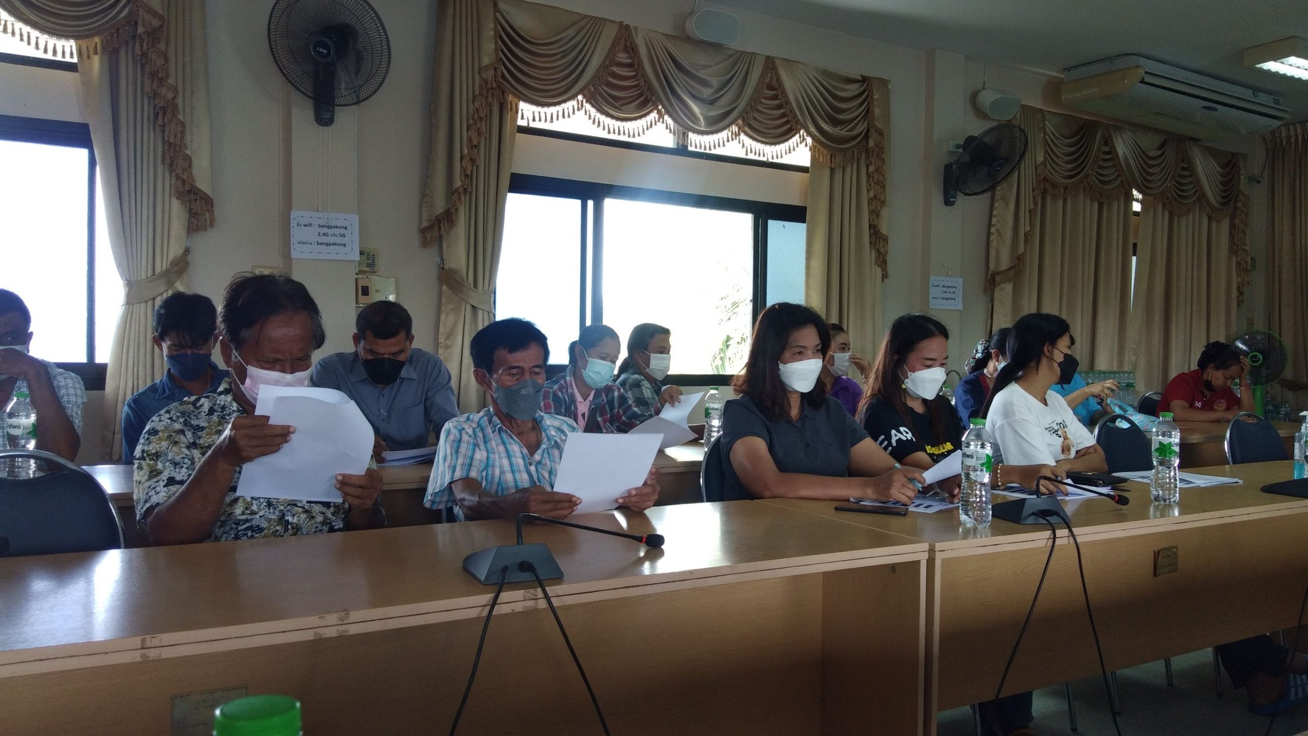 ร่วมประชุมทีมพี่เลี้ยงในการขับเคลื่อนการดำเนินงานขจัดความยากจน