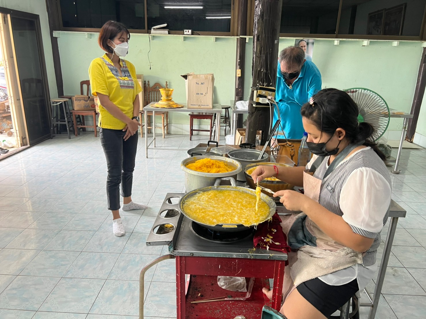 ลงพื้นที่ติดตามและจัดเก็บข้อมูลกลุ่มวิสาหกิจชุมชนผีขุดสัมพันธ์ขนมหวานบางปะกง