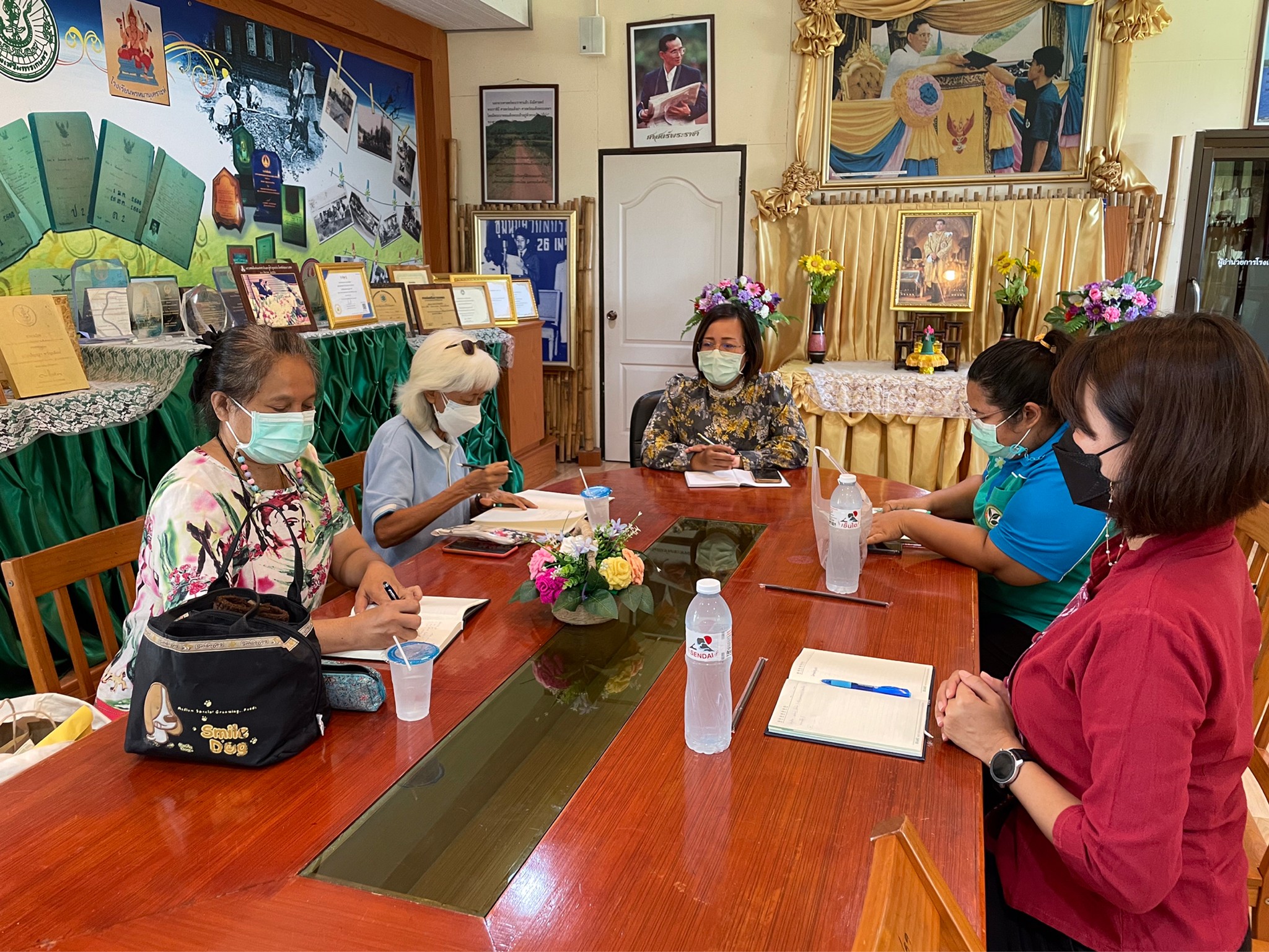 เตรียมความพร้อมในการจัดทำคลิปแลกเปลี่ยน   การประกอบอาหารเมนูอาหารไทยจากกลุ่มยุวเกษตรกร