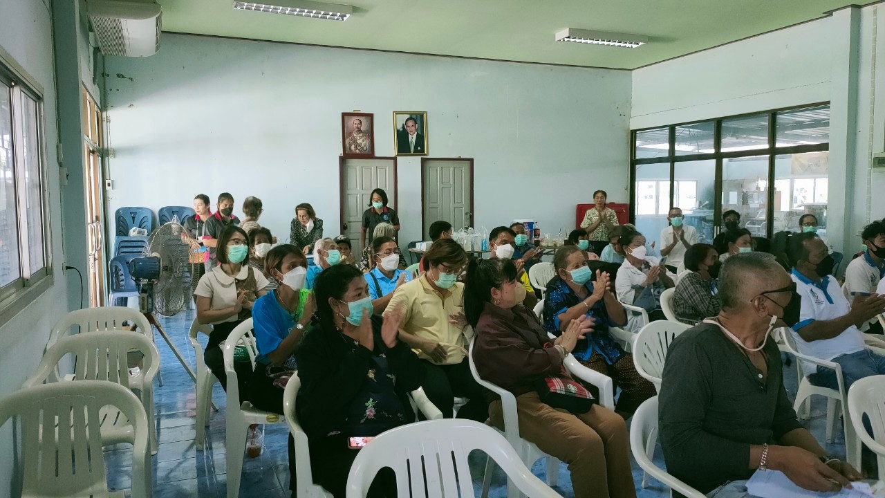 ร่วมประชุมประชาคมหมู่บ้าน ตำบลท่าสะอ้าน