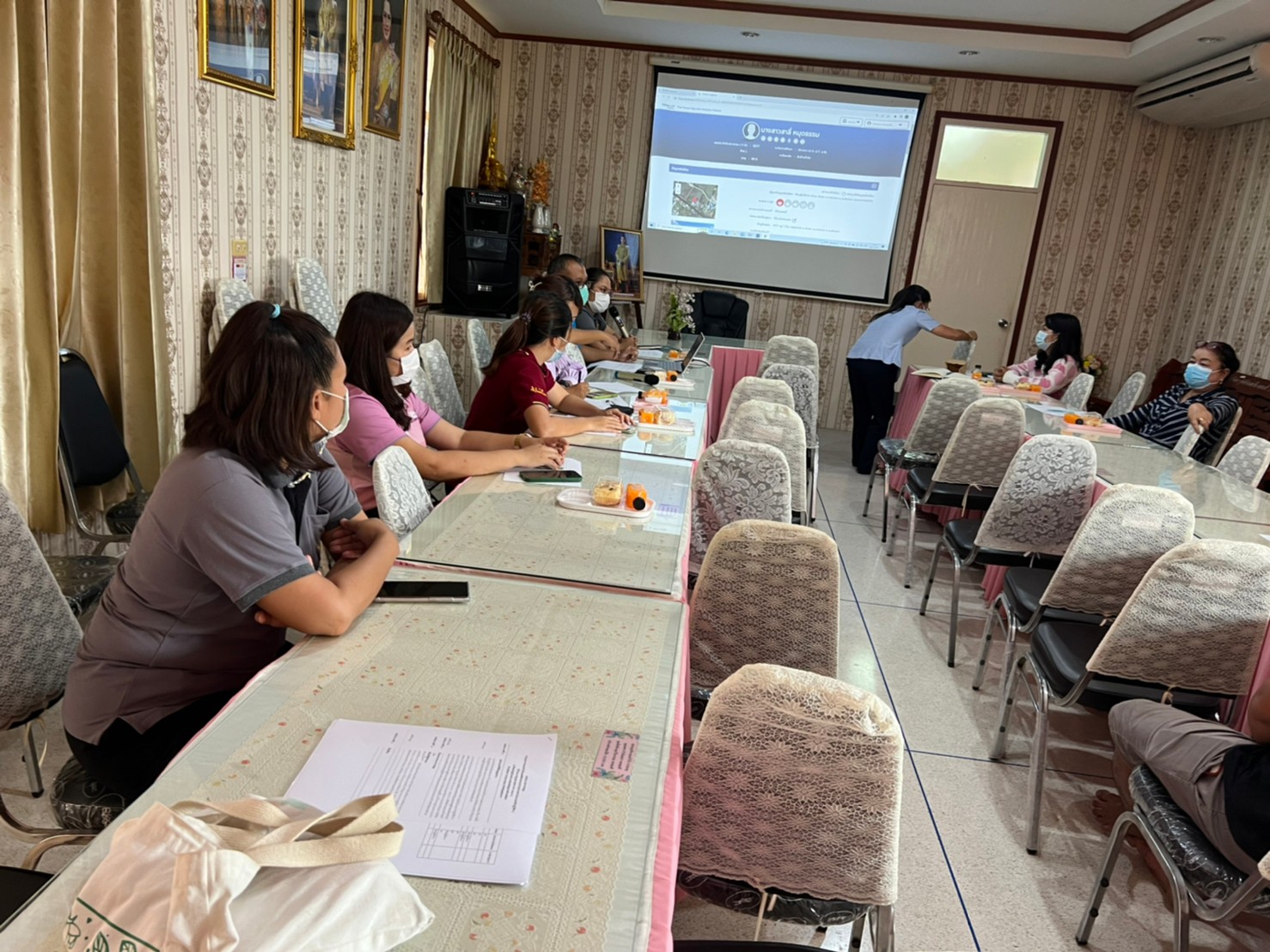 ร่วมการบูรณาการแผนครัวเรือนและการติดตามความก้าวหน้าการดำเนินงานของทีมปฏิบัติตามโครงการขับเคลื่อนการดำเนินงานขจัดความยากจนฯ
