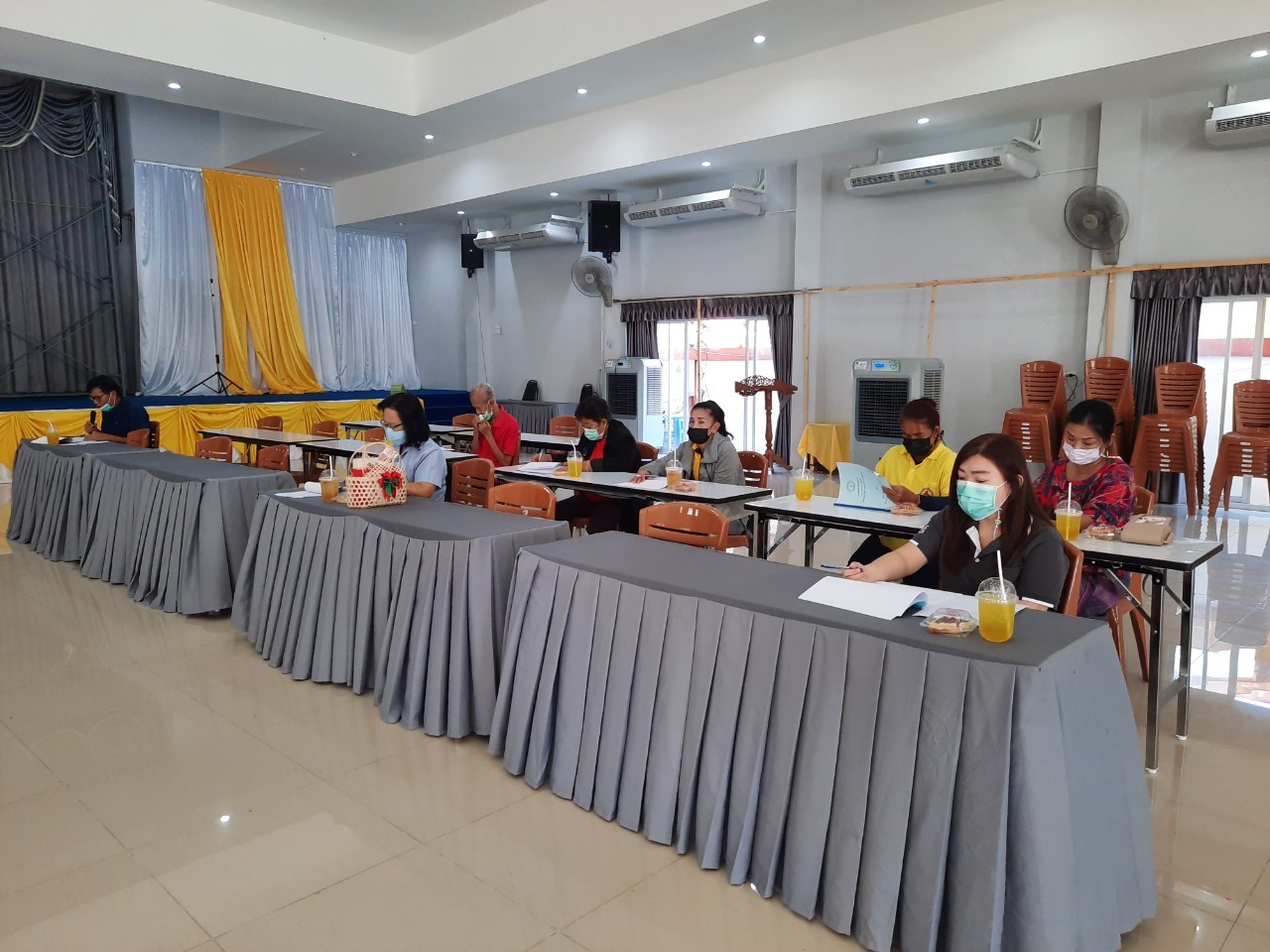 ร่วมประชุมคณะกรรมการเพื่อพิจารณาร่างแผนพัฒนาท้องถิ่น ( พ.ศ.2566-2570 ) เพิ่มเติม ครั้งที่ 2 พ.ศ. 2565