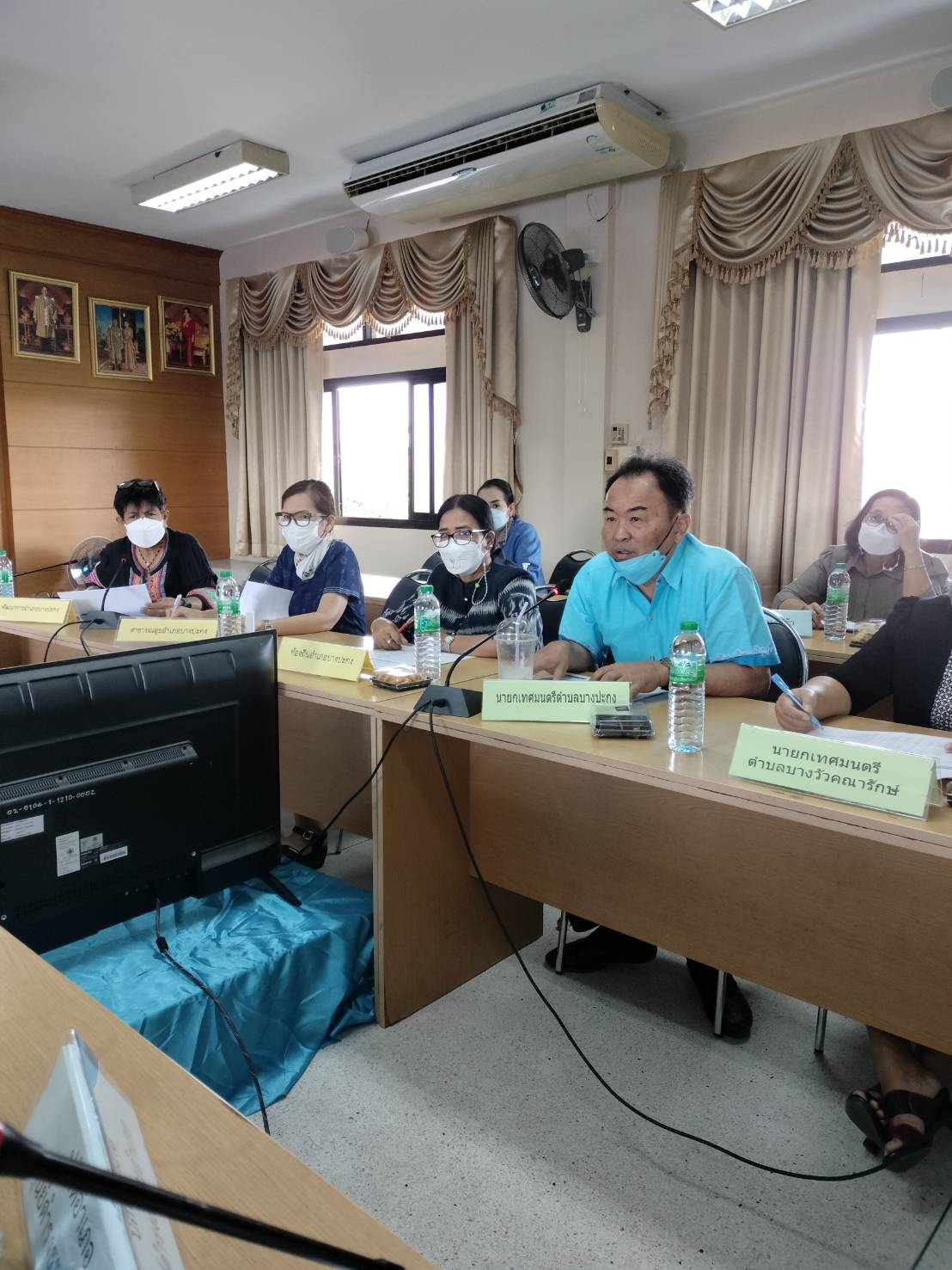 ร่วมประชุมคณะกรรมการบริหารศูนย์อำนวยการปฏิบัติการขจัดความยากจนและพัฒนาคนทุกช่วงวัยอย่างยั่งยืนตามหลักปรัชญาของเศรษฐกิจพอเพียงอำเภอ (คจพ.อ.)