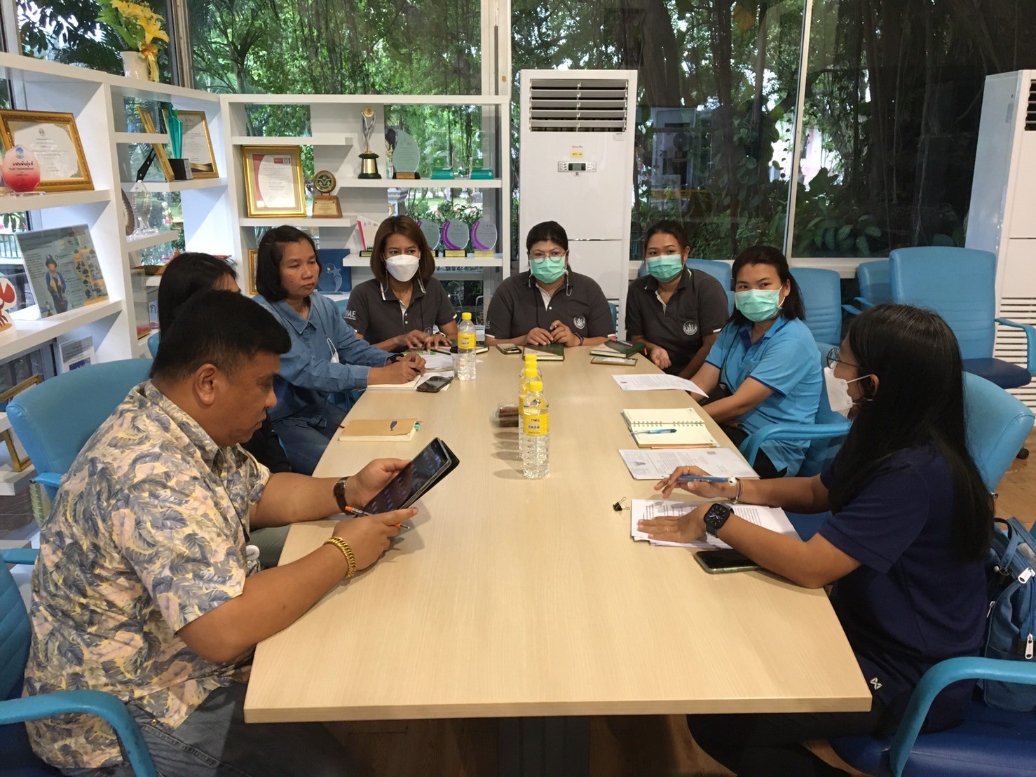 ลงพื้นที่ติดตามส่งเสริมการเพิ่มประสิทธิภาพยกระดับสินค้าเกษตร ผลิตภัณฑ์ บรรจุภัณฑ์ และสร้างอัตลักษณ์ตลาดเกษตรกรจังหวัดฉะเชิงเทรา